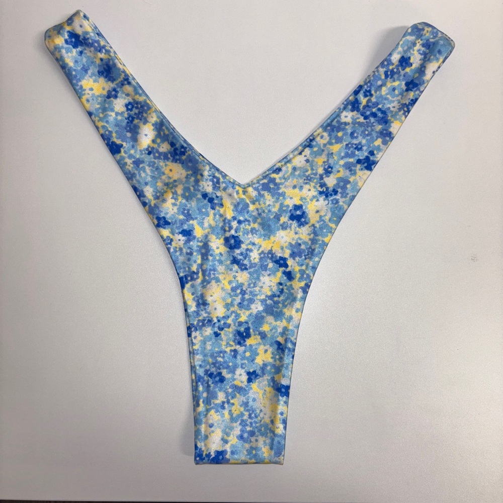 Kulani Kinis Y Style Cheeky Bikini Bottom - Love Story